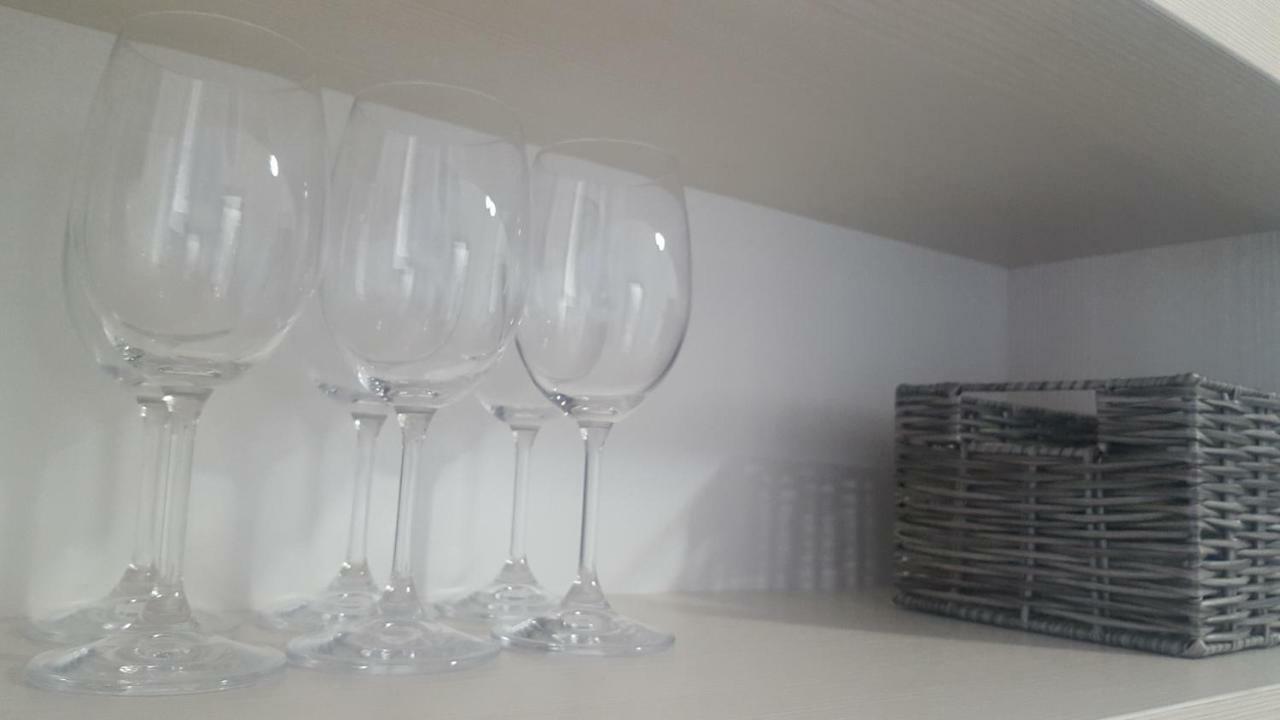 Alex Marina Flat Apartment Mamaia Luaran gambar